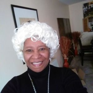 Meet your Posher, Marilyn